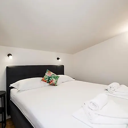 Silver Luxury Apartments By Adex Travel 3* Zadar