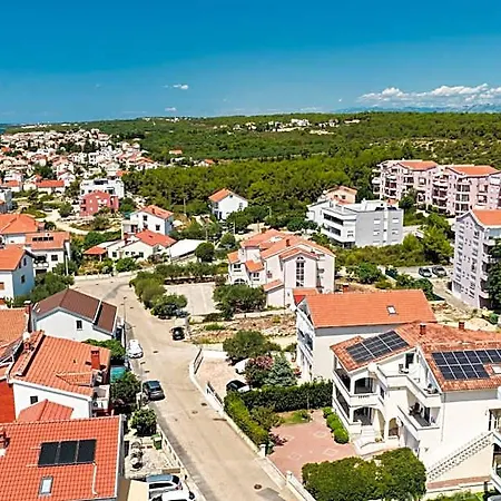 Silver Luxury Apartments By Adex Travel 3*